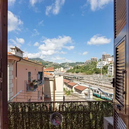 Apartment Trainspotting - 50 Meters From Centrale